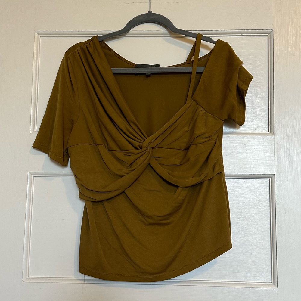 Purchased from Anthropologie, worn one time. Greenish gold color.